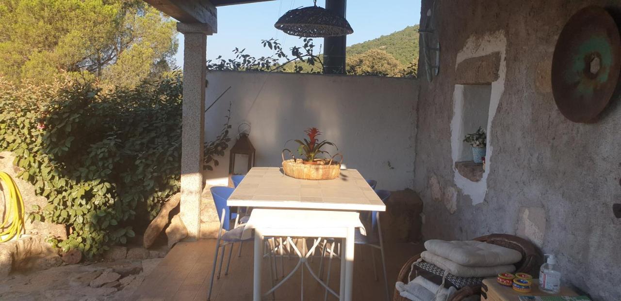 Villa Rifugio Monte Pino à Telti Extérieur photo